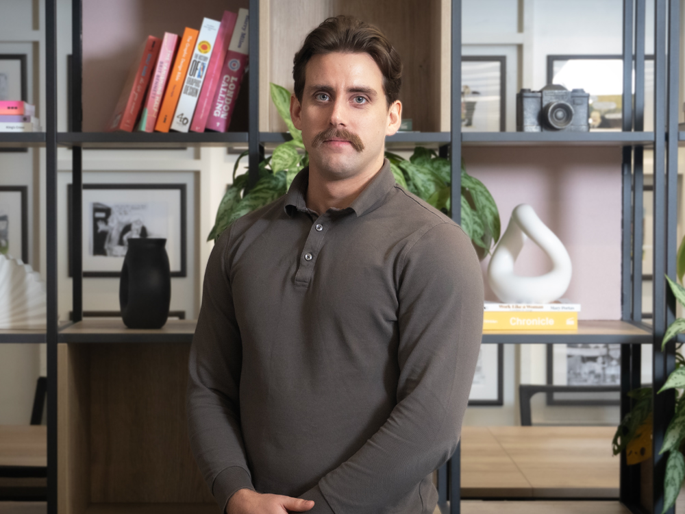 Cameron Halliwell headshot