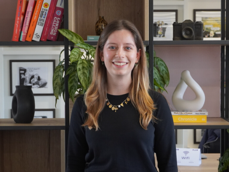 Louise Cazenave headshot