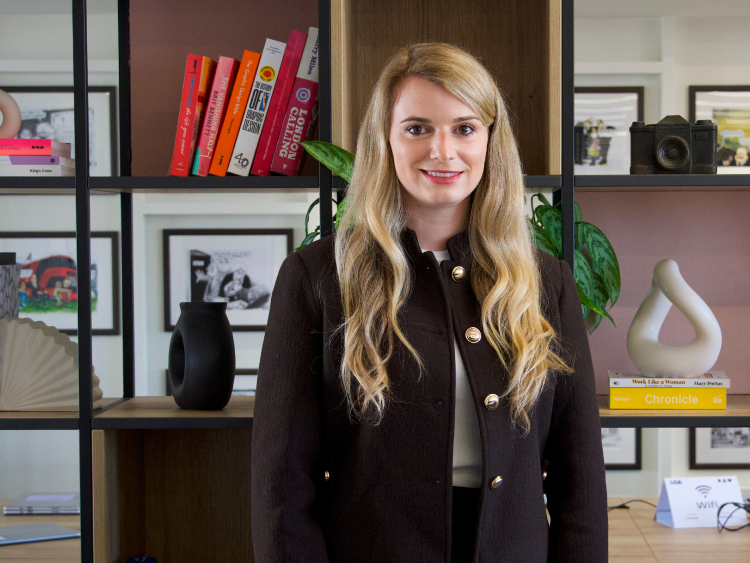 Claudia McInerney headshot